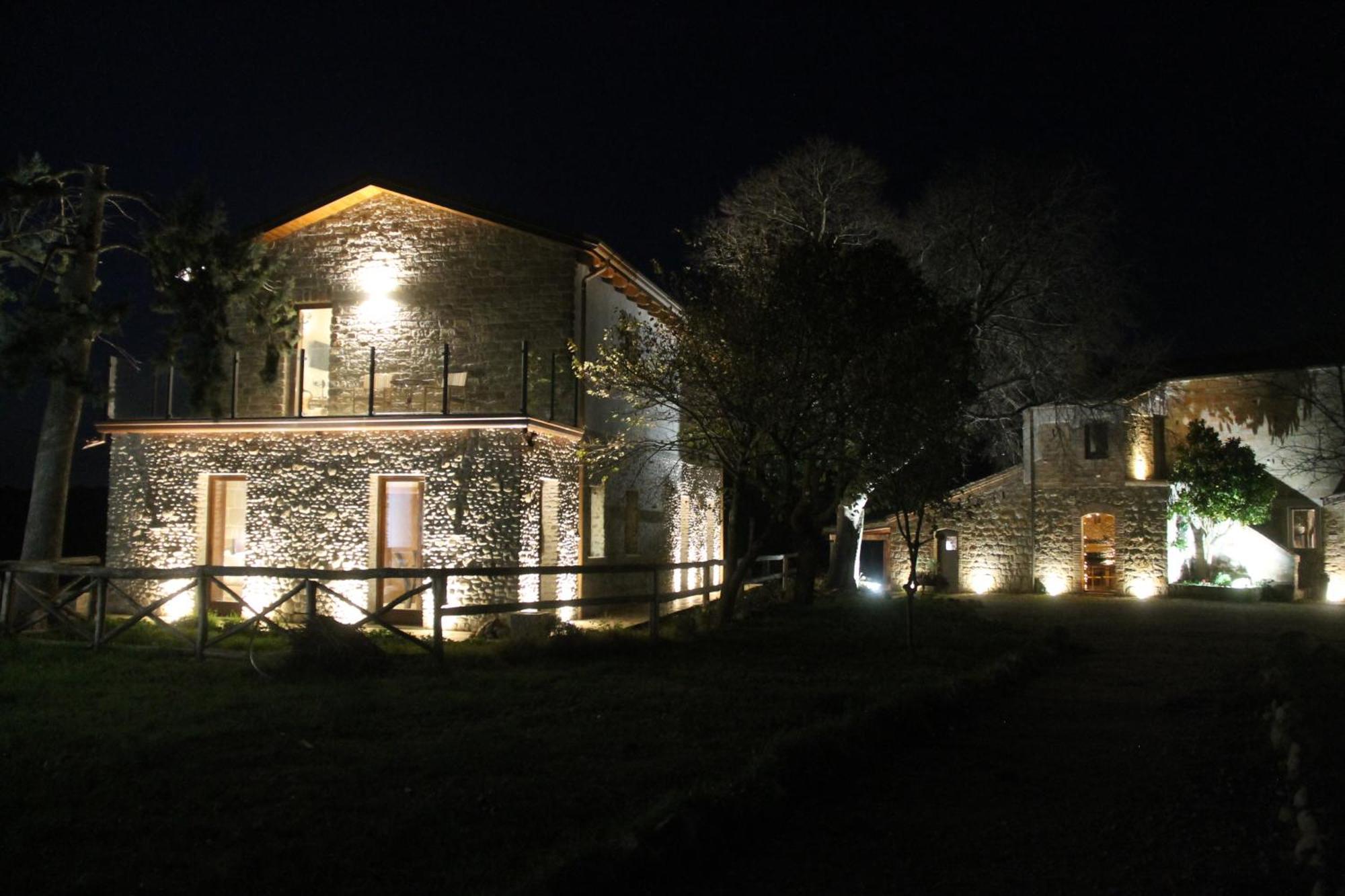 Вилла Pietre Di Fiume Apice Экстерьер фото